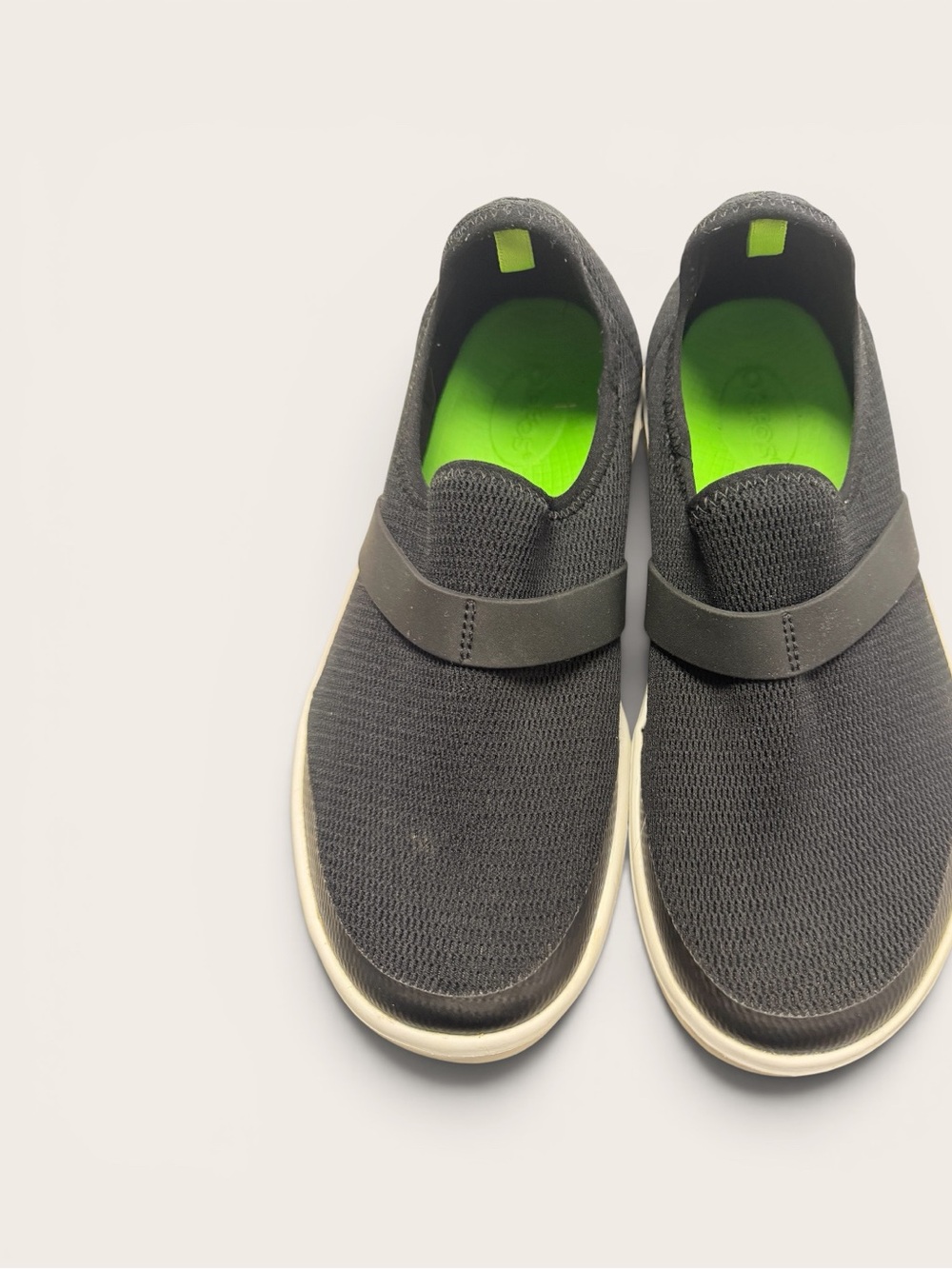 OOFOS OMG Ezee-Low 8.5